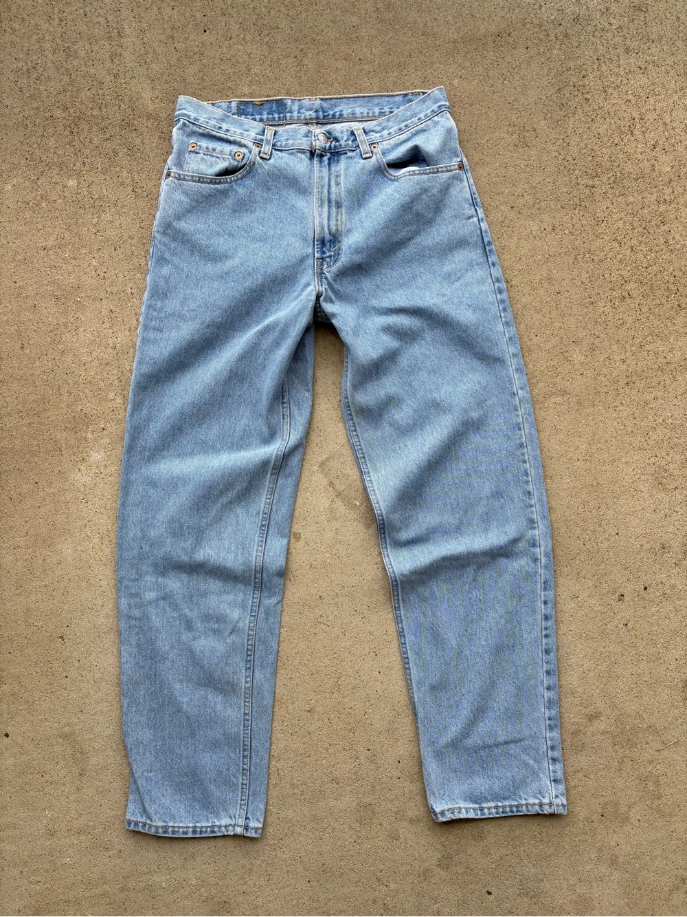 Vintage Levis 550 Made in Canada Light Wash Jeans Relaxed Fit Tapered Mens 32x32